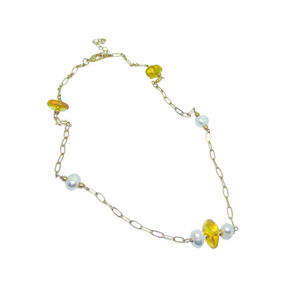Amber Chip Necklace with Pearls – A Timeless Fusion of Elegance and Dominican Beauty