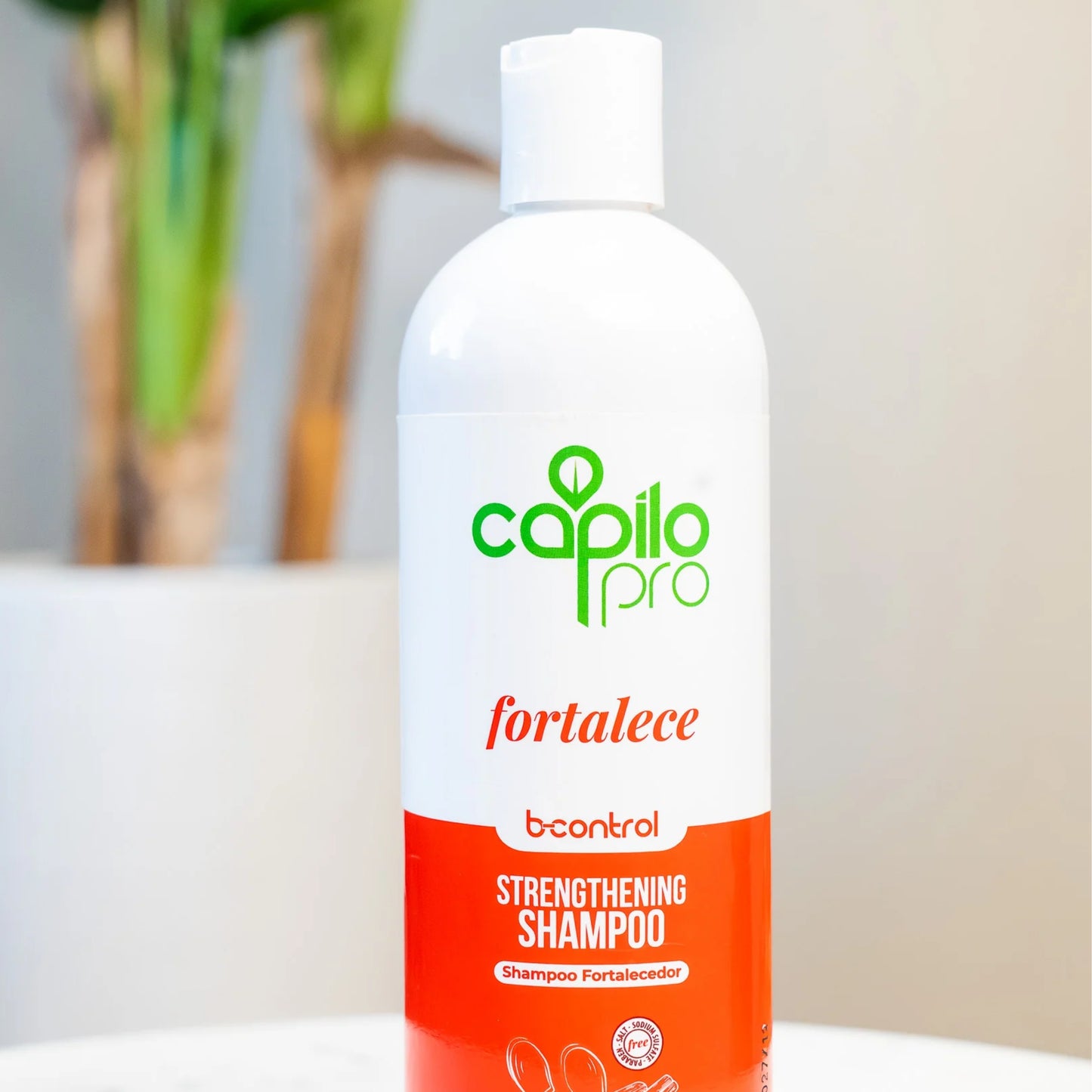 Dominican Strengthening Shampoo B-Control Capilo Pro 16 oz | Natural Hair Care